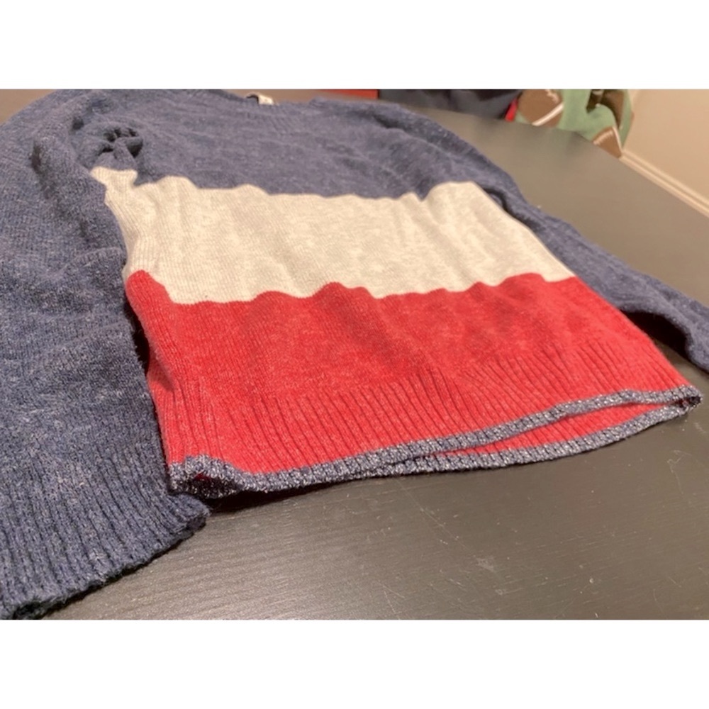 GAP Multi-colored Sweater - Picture 3 of 4